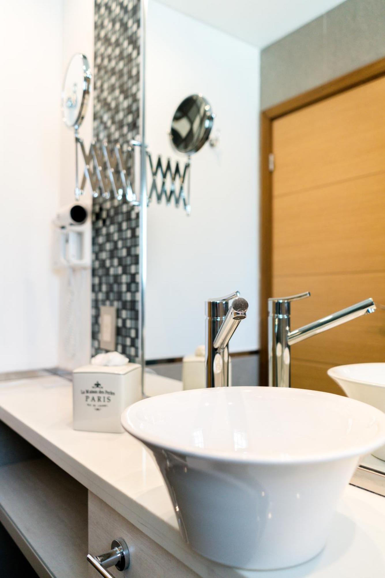 Sofia Soberana Hotel Boutique Bahia Blanca Luaran gambar